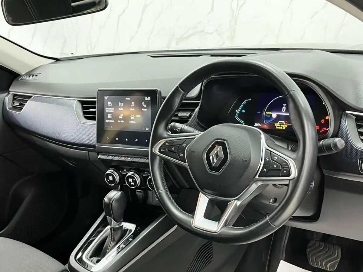 2022-renault-arkana-16-iconic-big-27