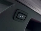 2022-land-rover-discovery-sport-15-p300e-r-dynamic-hse-small-11