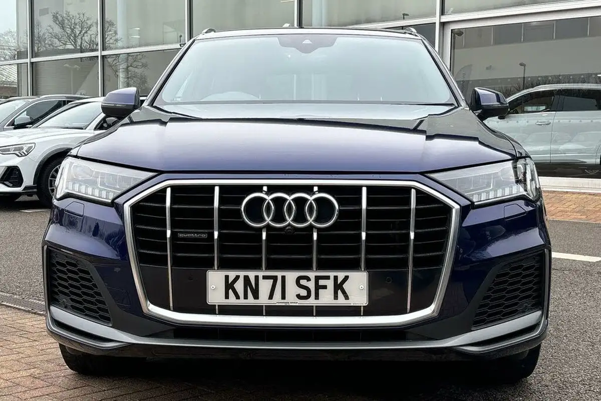 2021-audi-q7-30-55-tfsi-e-s-line-big-11