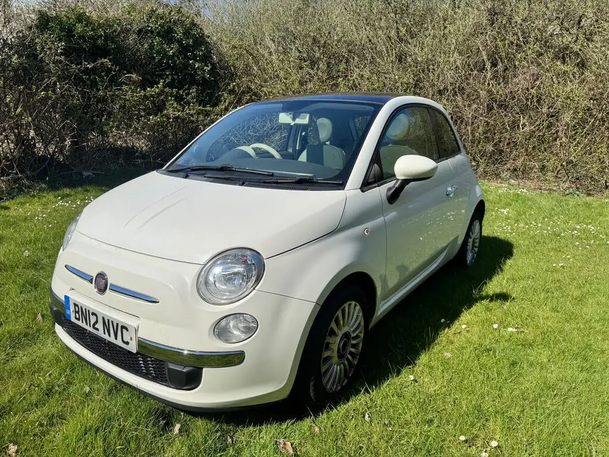 2012-fiat-500-12-lounge-ss-big-2