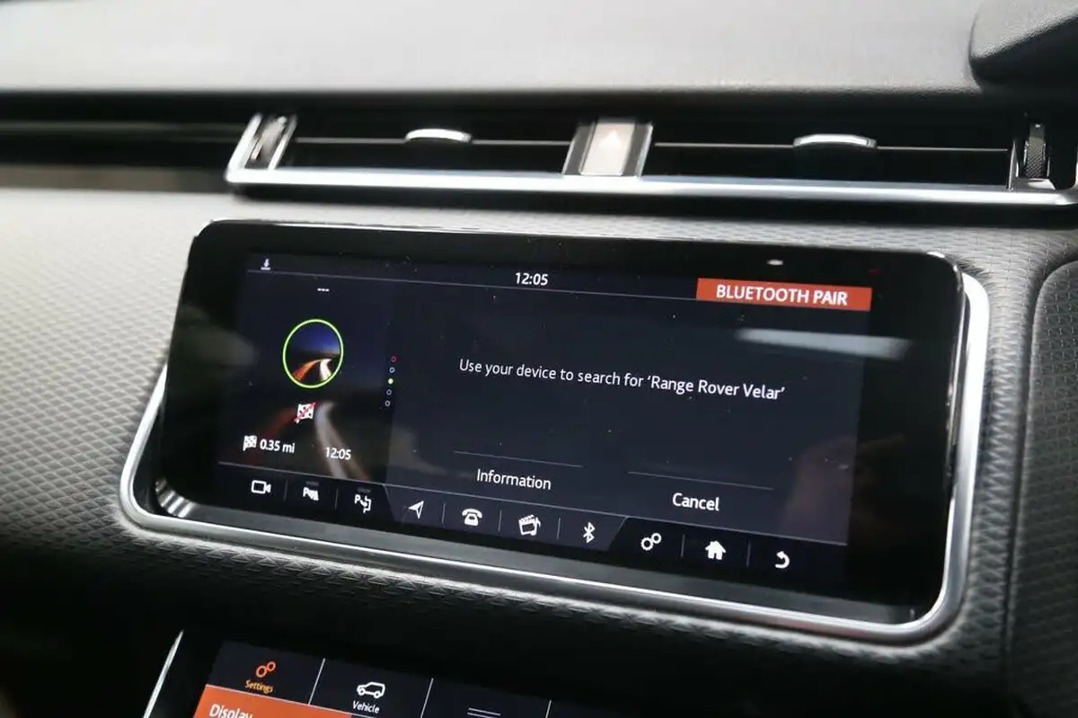 2018-land-rover-range-rover-velar-20-d240-r-dynamic-se-big-25