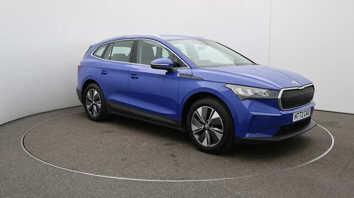 2022-skoda-enyaq-e-80-82-kwh-big-42