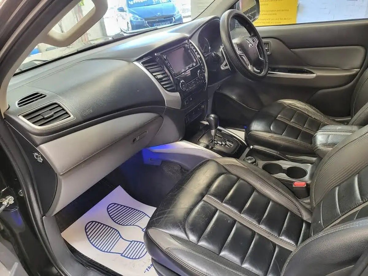 2017-mitsubishi-l200-24di-d-barbarian-178bhp-eu6-auto-big-19