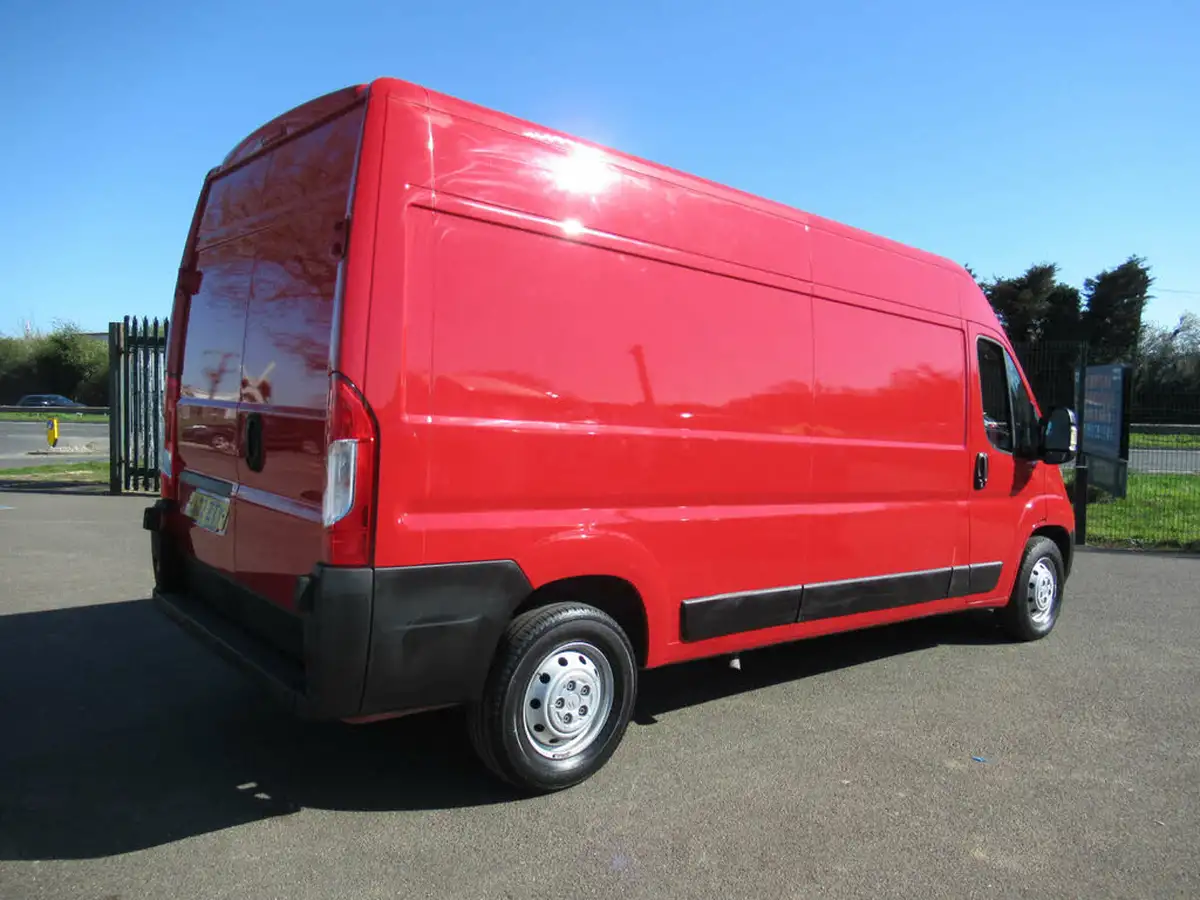 2022-citroen-relay-22bluehdi-35-l3h2-heavy-enterprise-big-12