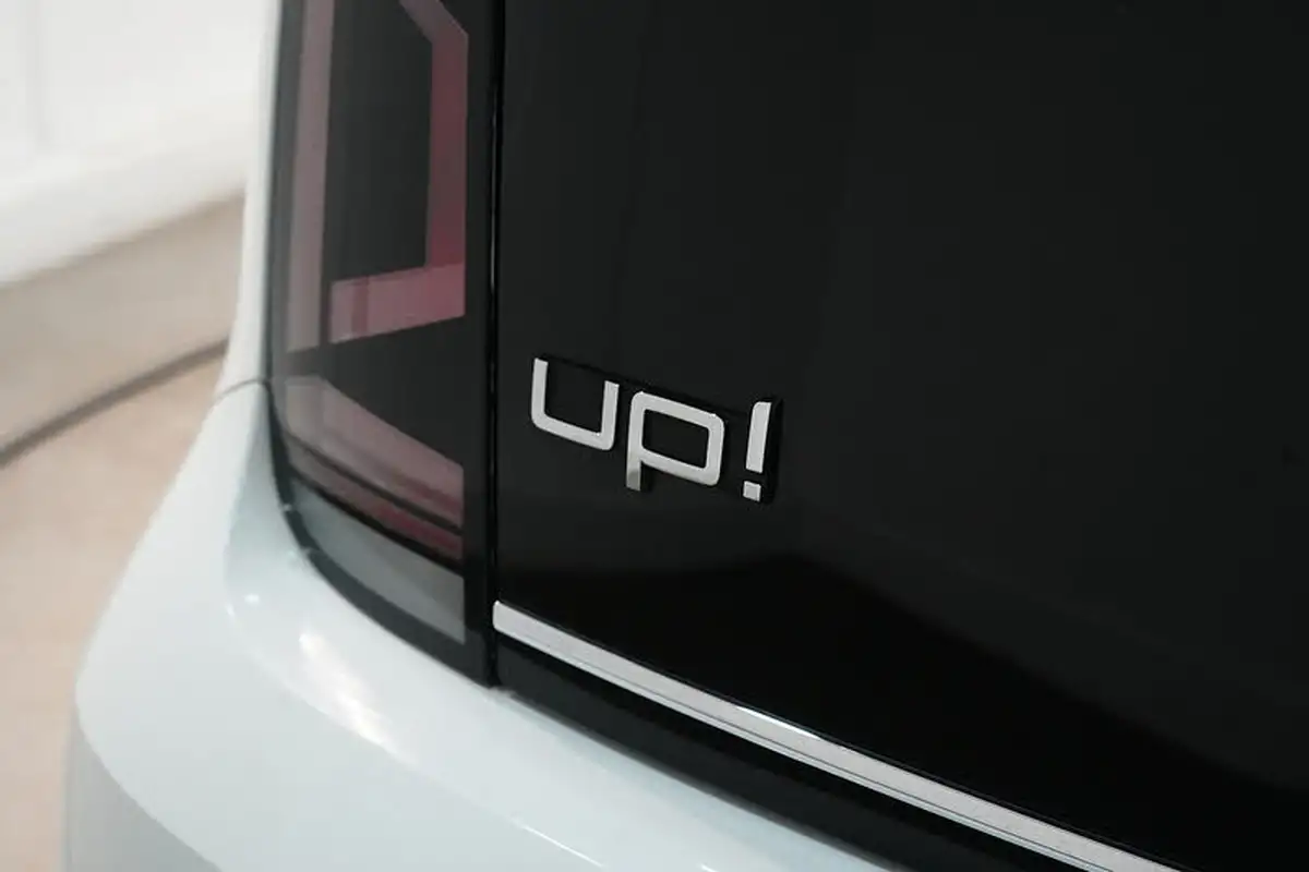 2018-volkswagen-up-10-up-beats-60ps-ss-5d-big-14