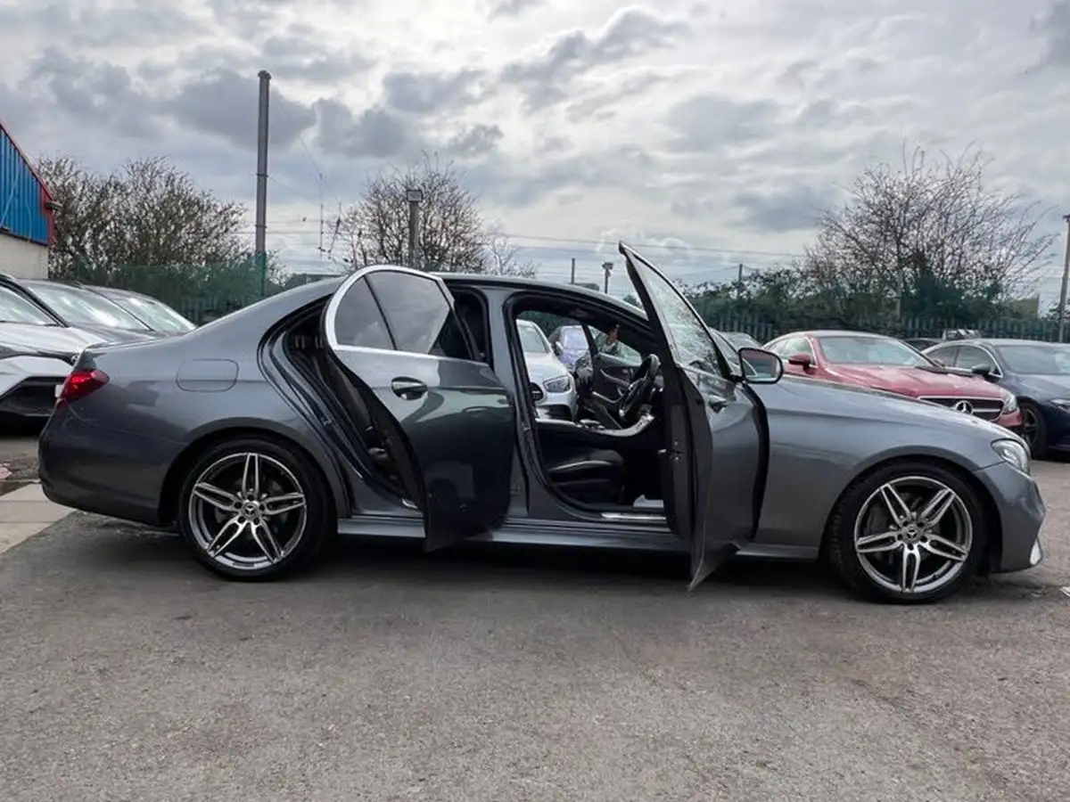 2019-mercedes-benz-e-class-20d-e220d-amg-line-saloon-4d-plus-big-27