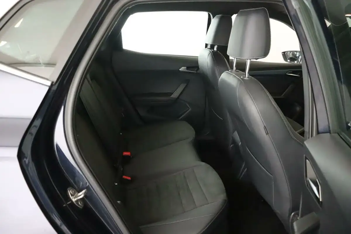 2022-seat-arona-10-tsi-xperience-lux-dsg-big-12