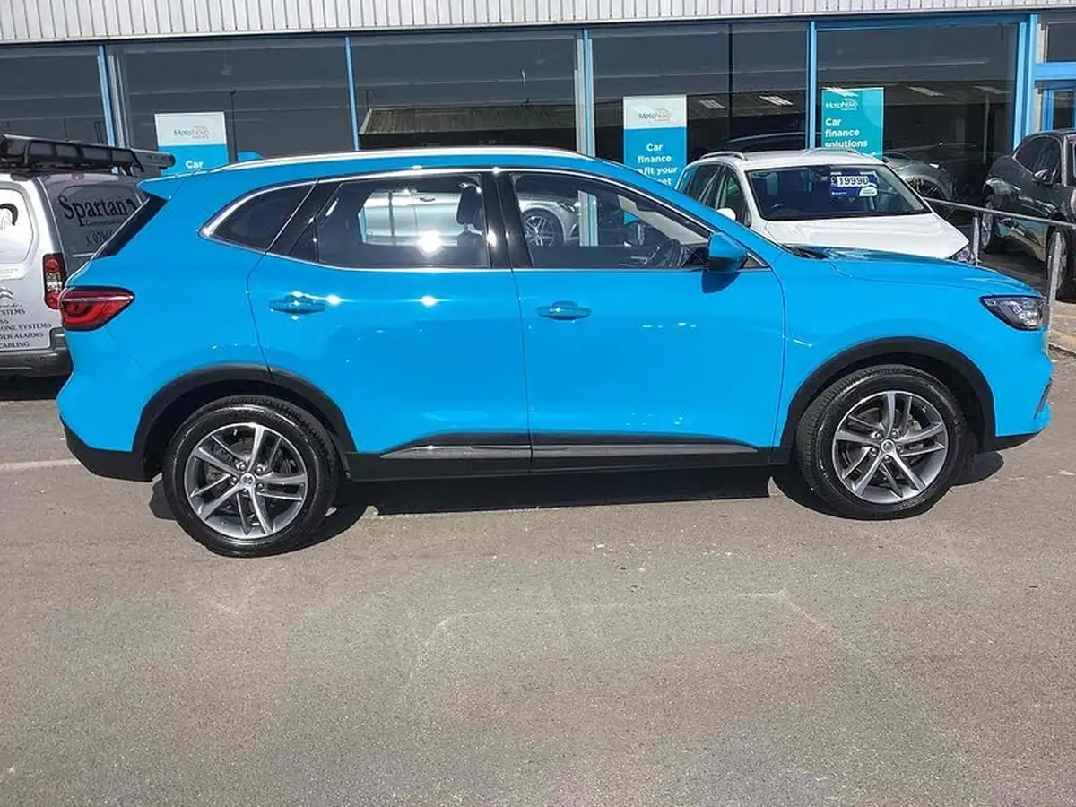 2022-mg-hs-15t-gdi-excite-162ps-big-8