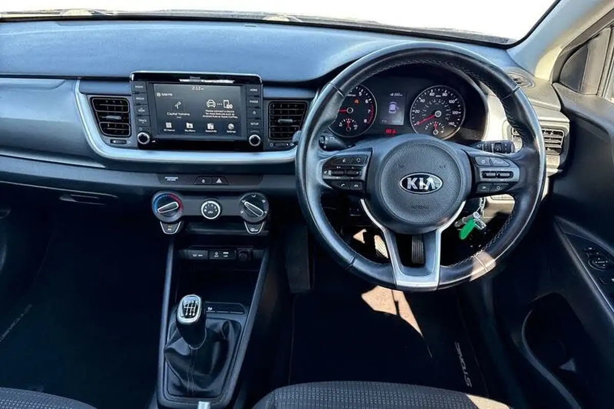 2019-kia-stonic-10-t-gdi-2-big-10