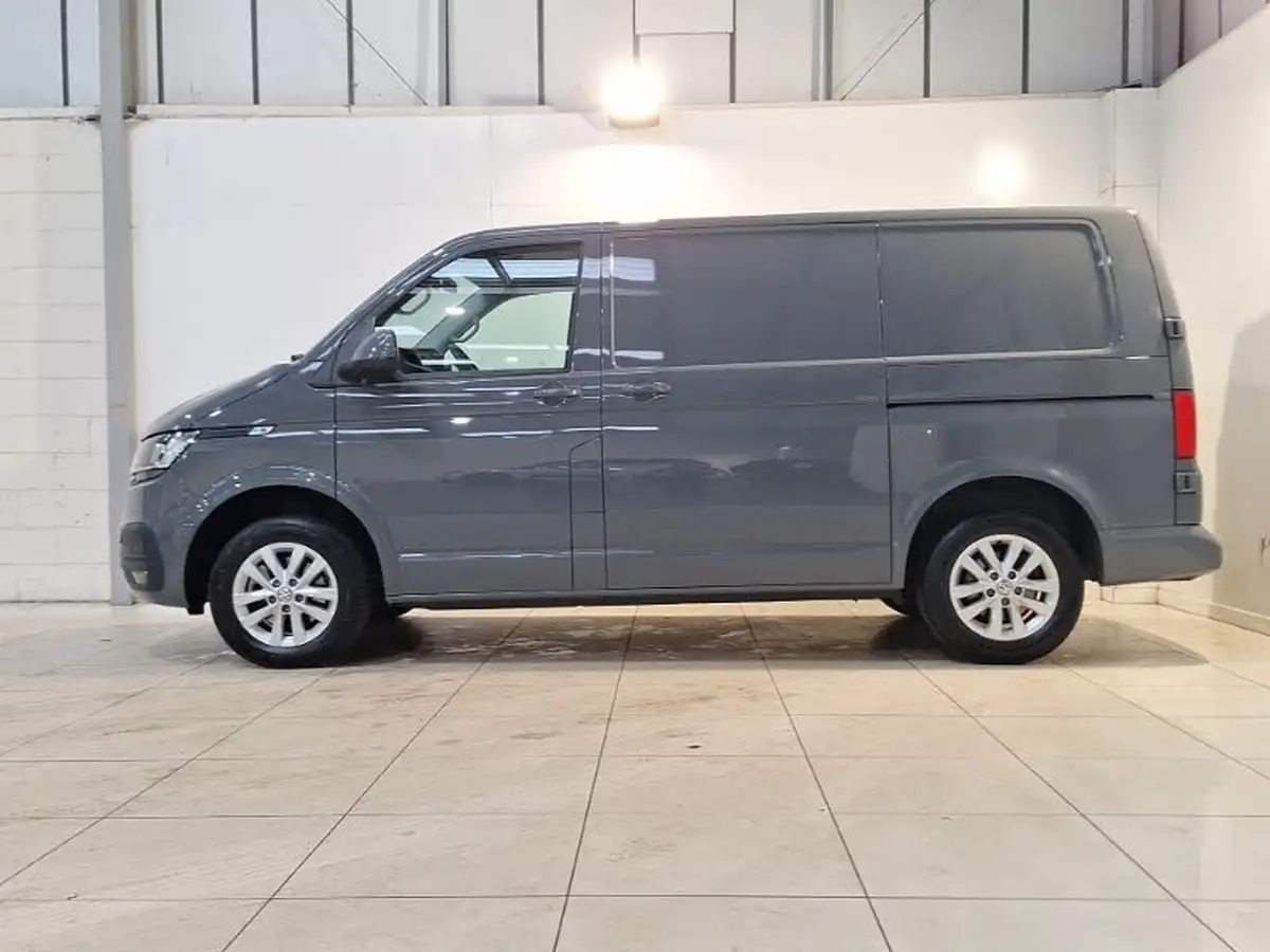 2022-volkswagen-transporter-20tdi-t28-highline-bmt-swb-110pseu6d-big-3