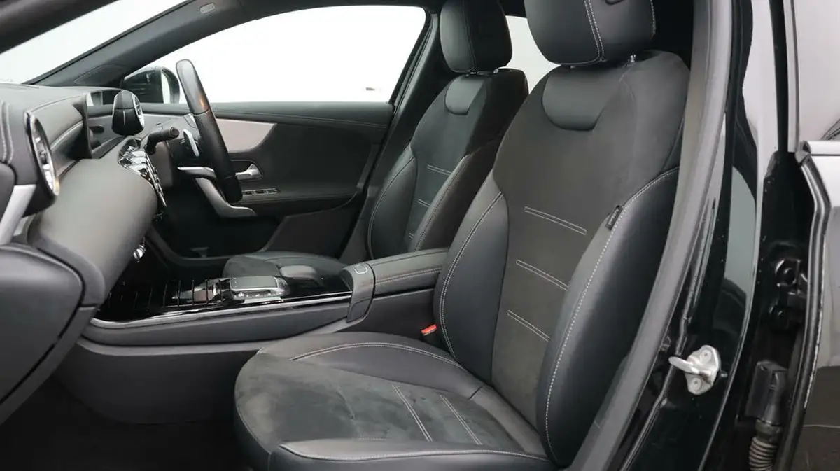 2022-mercedes-benz-a-class-13-a180-amg-line-executive-edition-saloon-4d-7g-dct-big-14