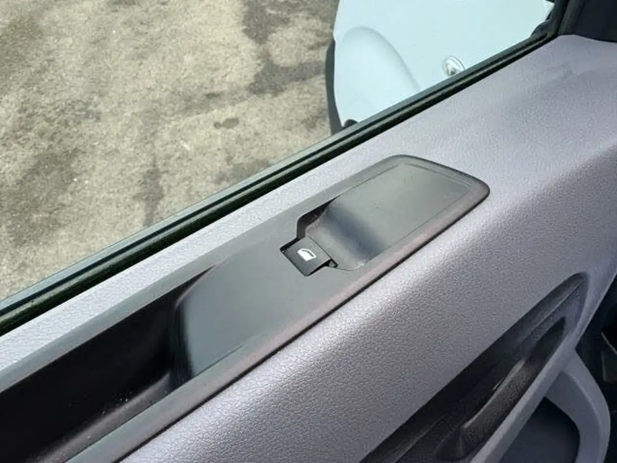 2020-peugeot-expert-20-bluehdi-professional-long-1400-20-bluehdi-eu6dt-panel-big-34