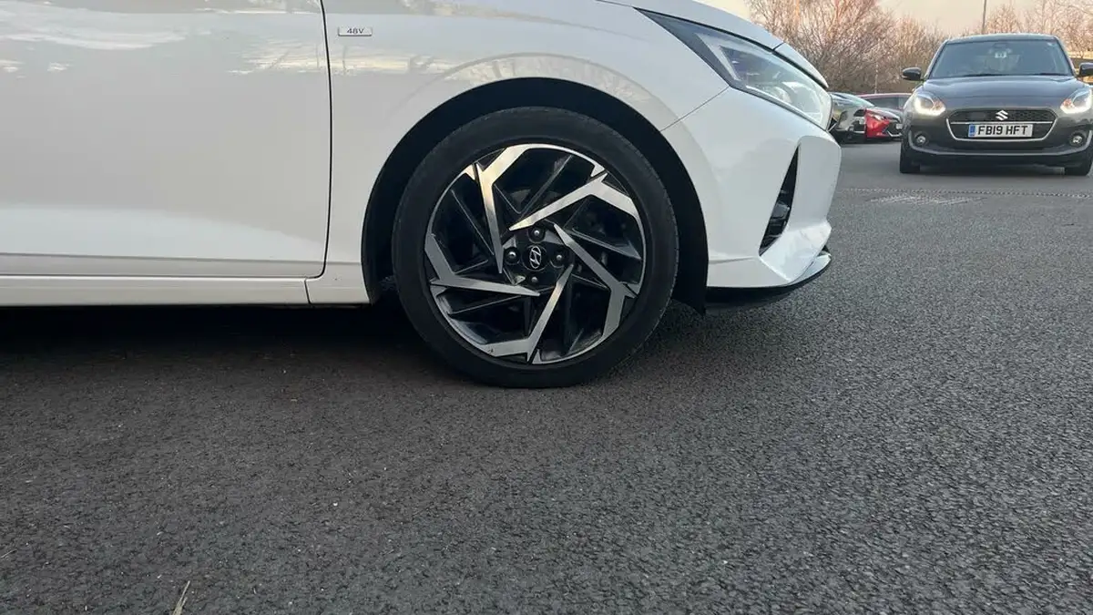 2021-hyundai-i20-10-t-gdi-ultimate-eclutch-imt-big-17