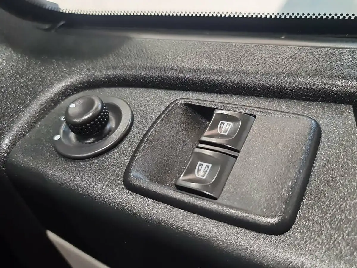 2019-renault-trafic-16dci-lh29-125-business-big-31