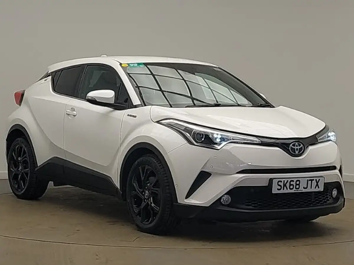 2018-toyota-c-hr-18-vvt-i-design-big-0
