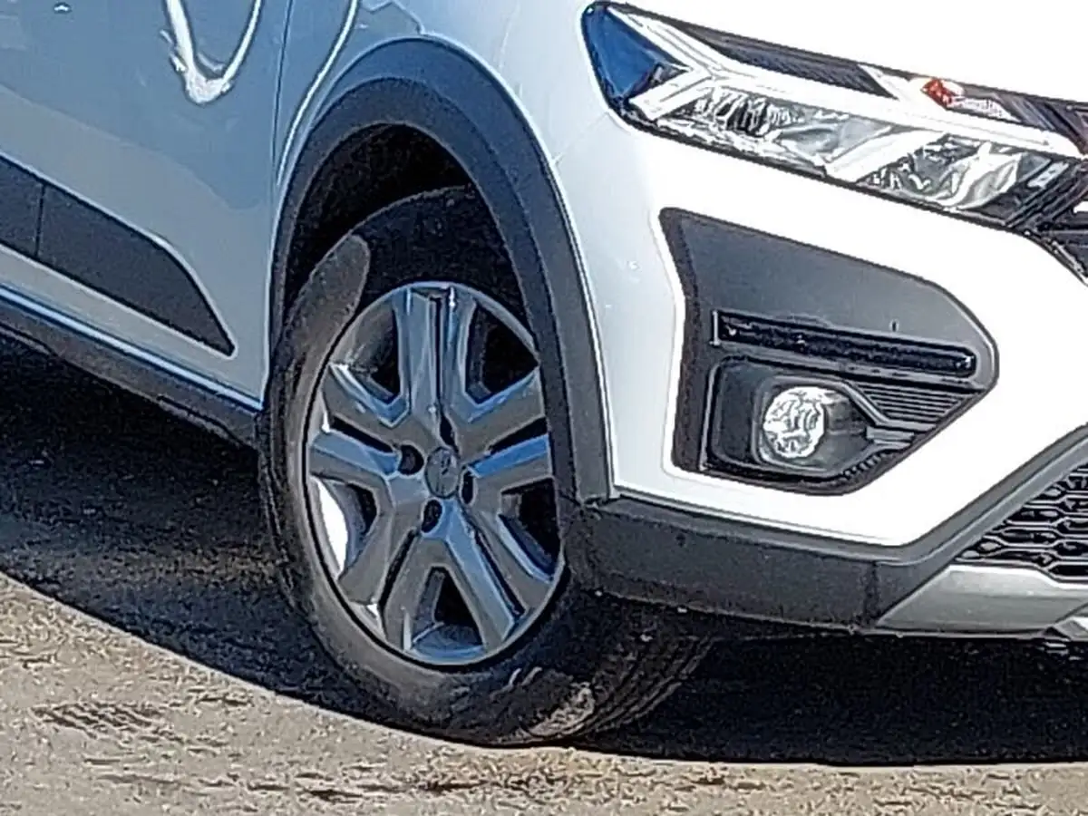 2023-dacia-sandero-stepway-10-tce-expression-90bhp-big-8