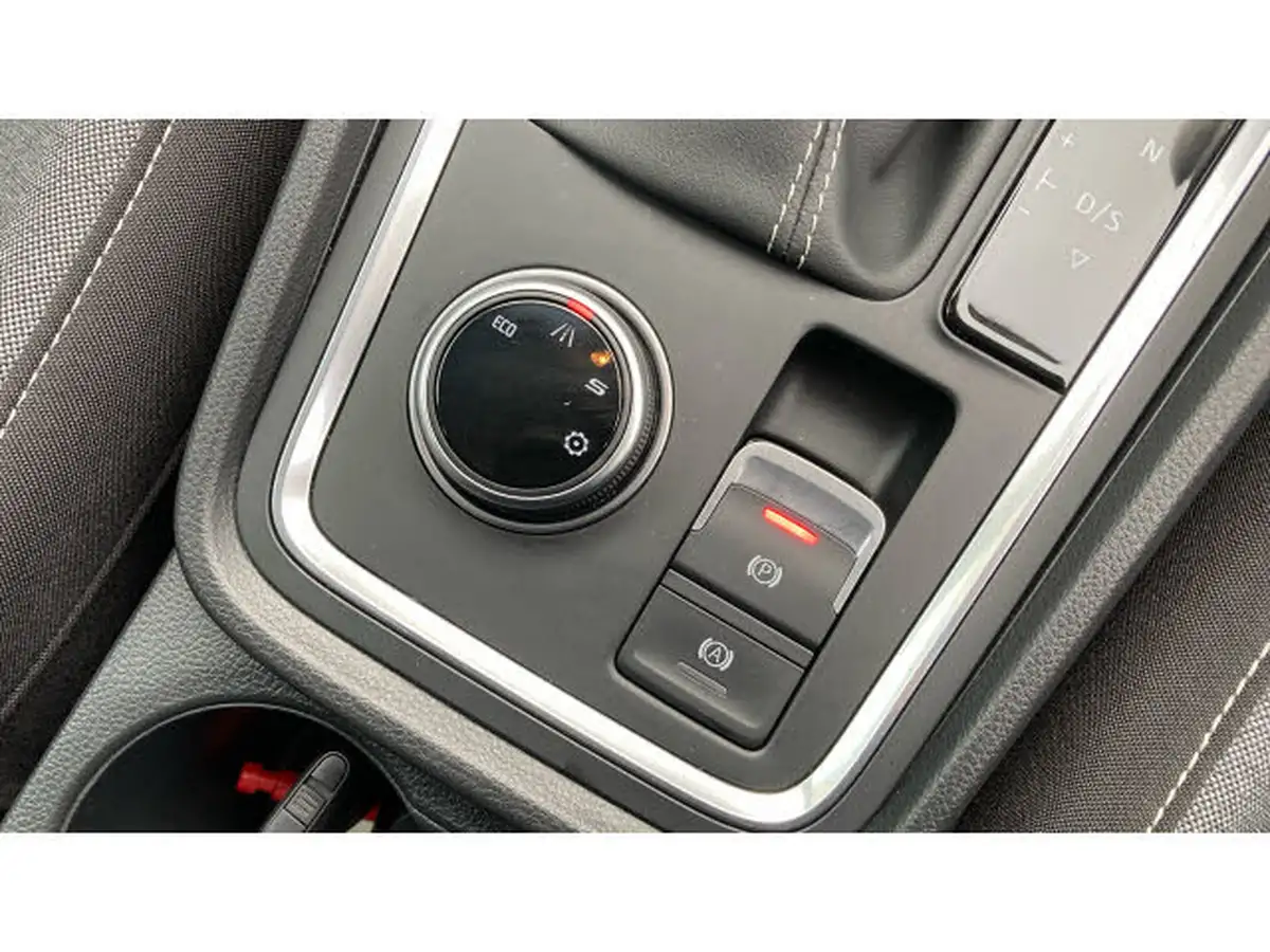 2023-seat-ateca-15-ecotsi-se-technology-dsg-big-26