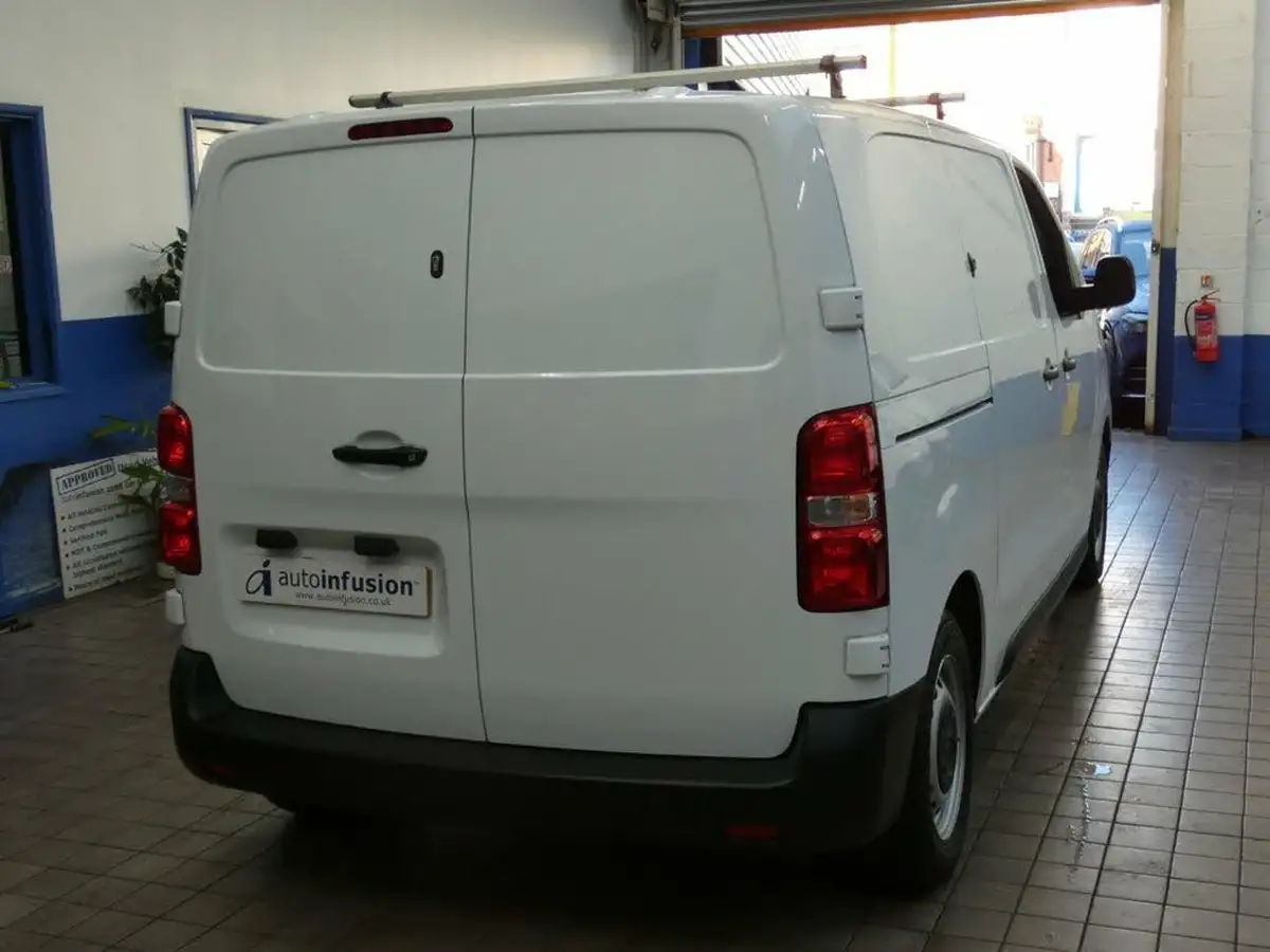 2022-citroen-dispatch-e-enterprise-pro-m-75kwh-1000-panel-big-29