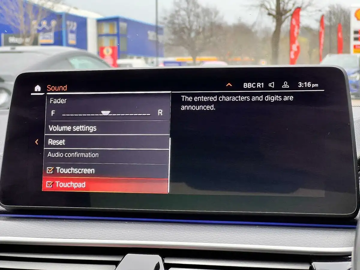 2022-bmw-5-series-20td-520d-xdrive-m-sport-mht-saloon-4d-big-41