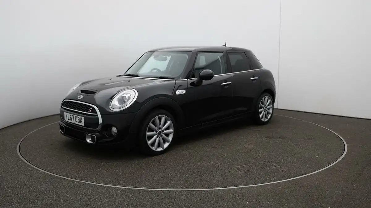 2017-mini-cooper-20-cooper-s-ss-hatchback-5d-sport-auto-big-3