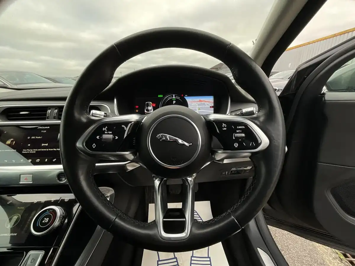 2020-jaguar-i-pace-ev400-s-big-27