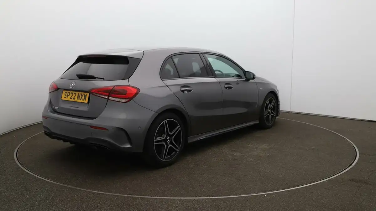 2022-mercedes-benz-a-class-13-a200-amg-line-executive-edition-hatchback-5d-7g-dct-big-7