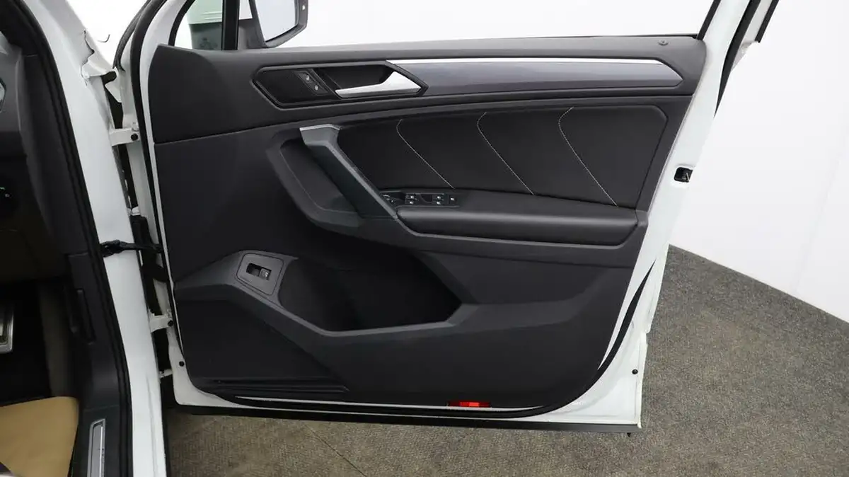 2020-volkswagen-tiguan-15-tsi-sel-big-14