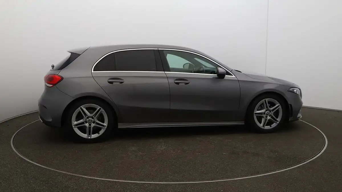2018-mercedes-benz-a-class-13-a200-amg-line-ss-hatchback-5d-7g-dct-big-8