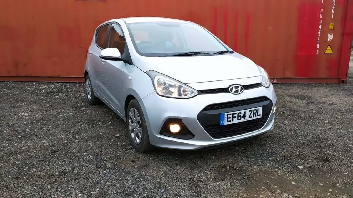 2014-hyundai-i10-12-se-big-0