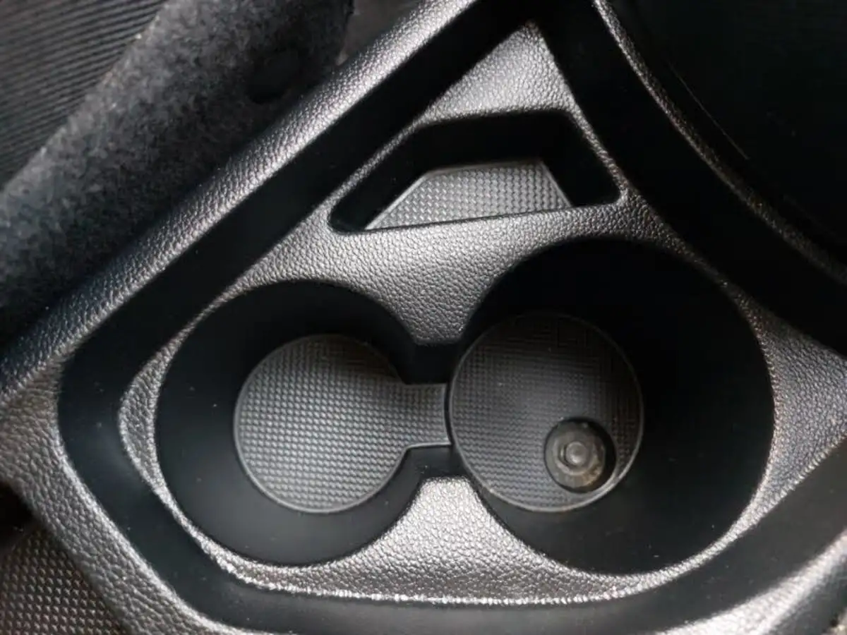 2019-hyundai-i10-10-play-big-15
