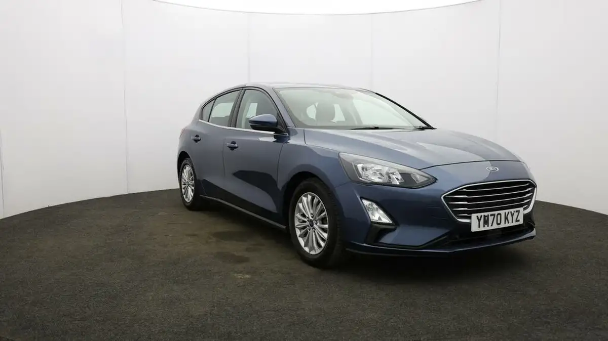 2021-ford-focus-15-titanium-edition-hatchback-big-0
