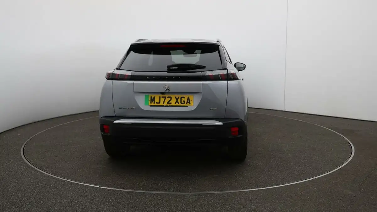 2021-peugeot-2008-suv-e-gt-big-51