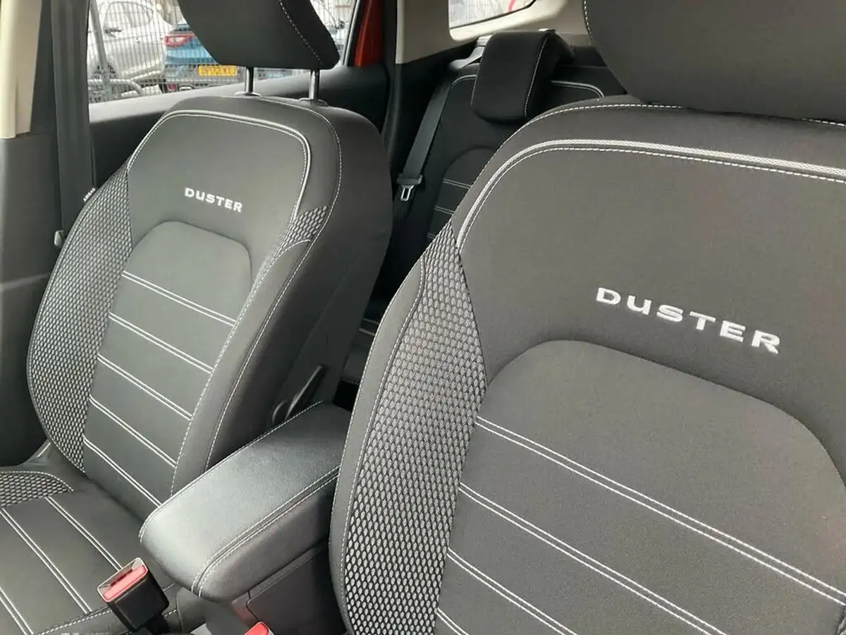2022-dacia-duster-13-tce-prestige-150bhp-edc-big-13