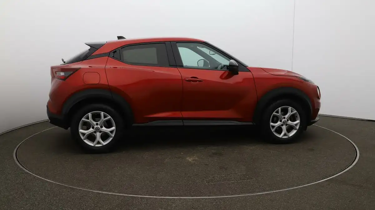2022-nissan-juke-10-dig-t-n-connecta-big-8
