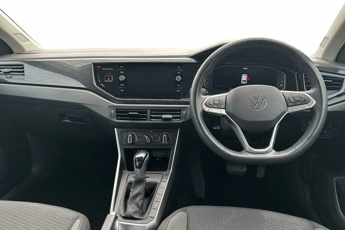 2022-volkswagen-polo-10-tsi-life-dsg-big-9