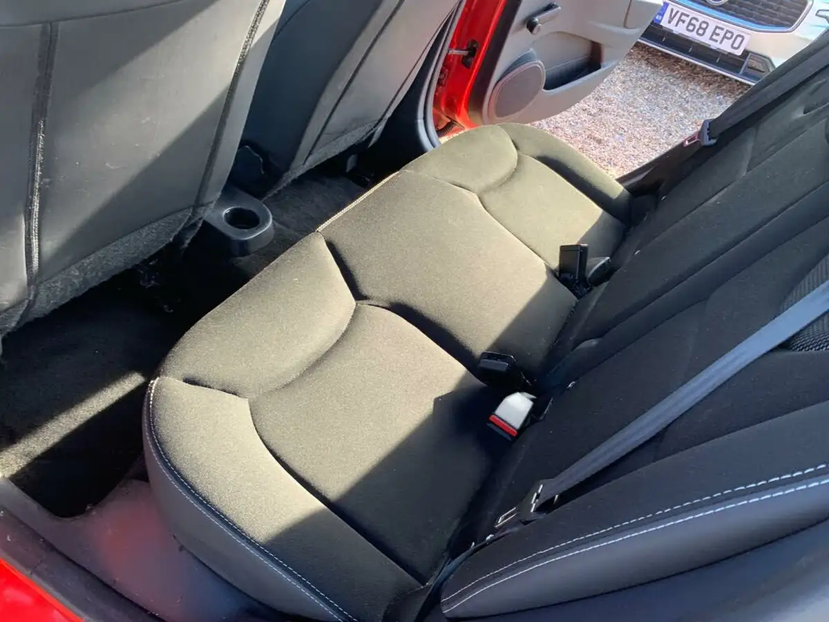 2015-renault-clio-12-dynamique-nav-big-29