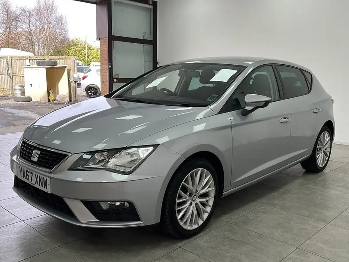 2018-seat-leon-12-tsi-se-dynamic-technology-hatchback-big-6