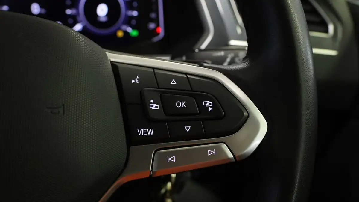 2022-volkswagen-tiguan-14-tsi-life-big-21