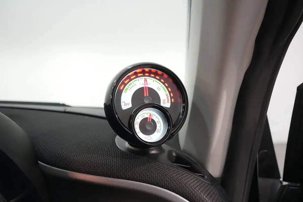 2020-smart-fortwo-eq-pulse-premium-coupe-big-29
