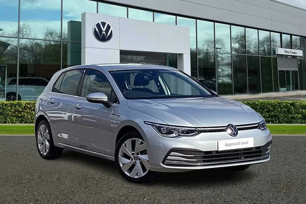 2023-volkswagen-golf-15-etsi-style-130ps-hatchback-big-0