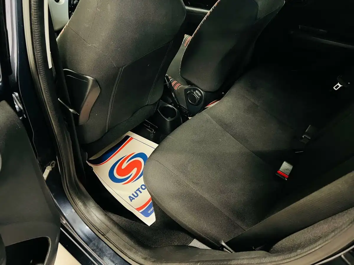 2017-citroen-c1-12-puretech-feel-5d-big-17