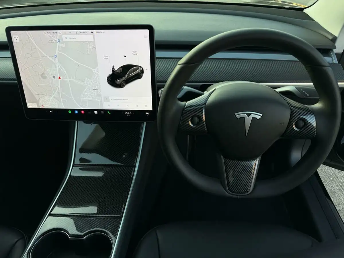 2020-tesla-model-3-e-performance-big-52