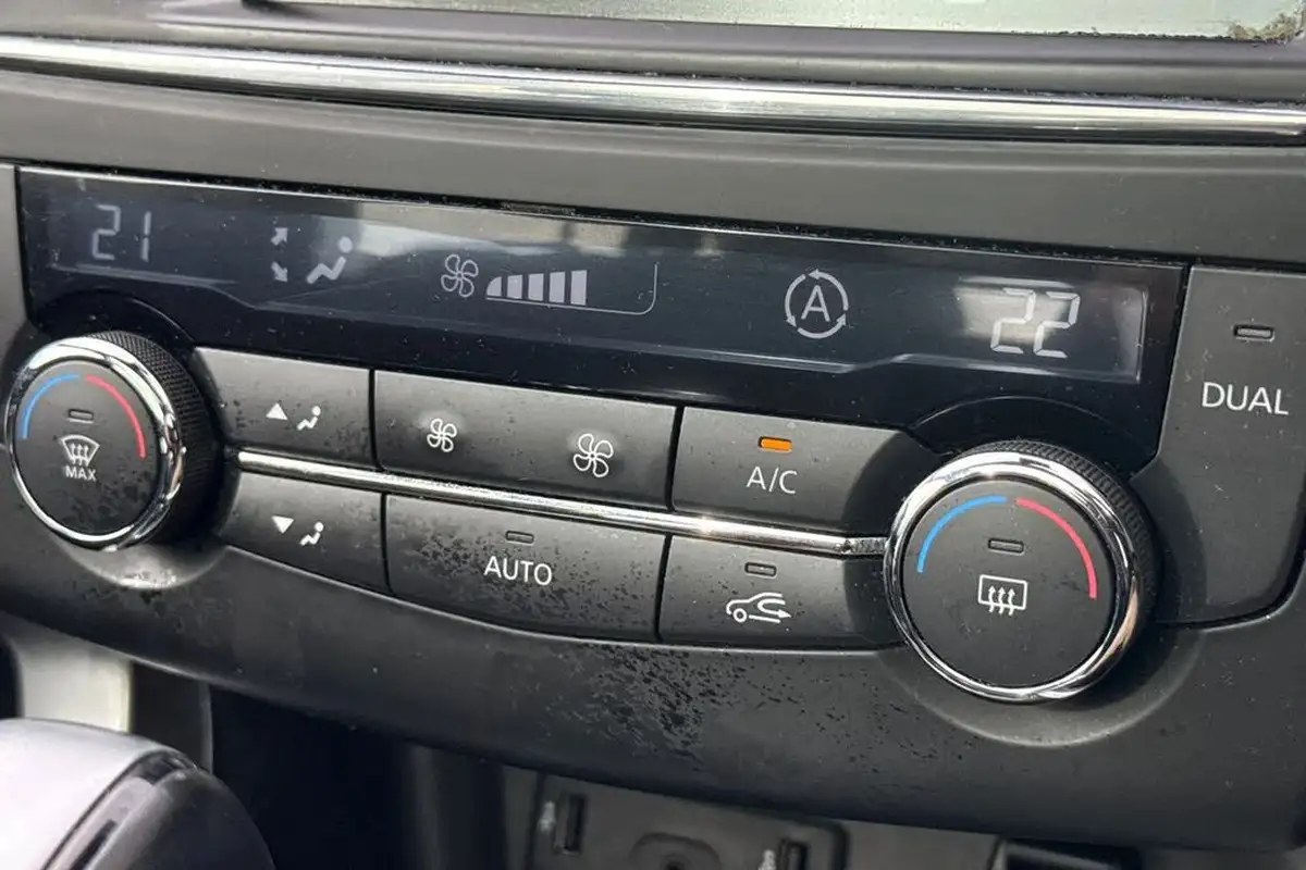 2018-renault-kadjar-15dci-signature-nav-110bhp-station-wagon-edc-auto-big-17