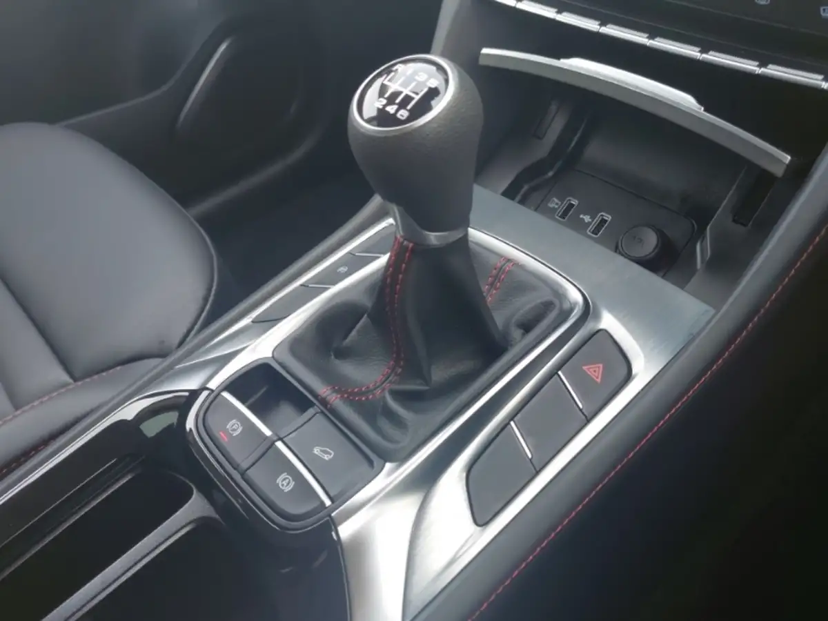 2023-dacia-sandero-stepway-10-tce-expression-90bhp-big-18
