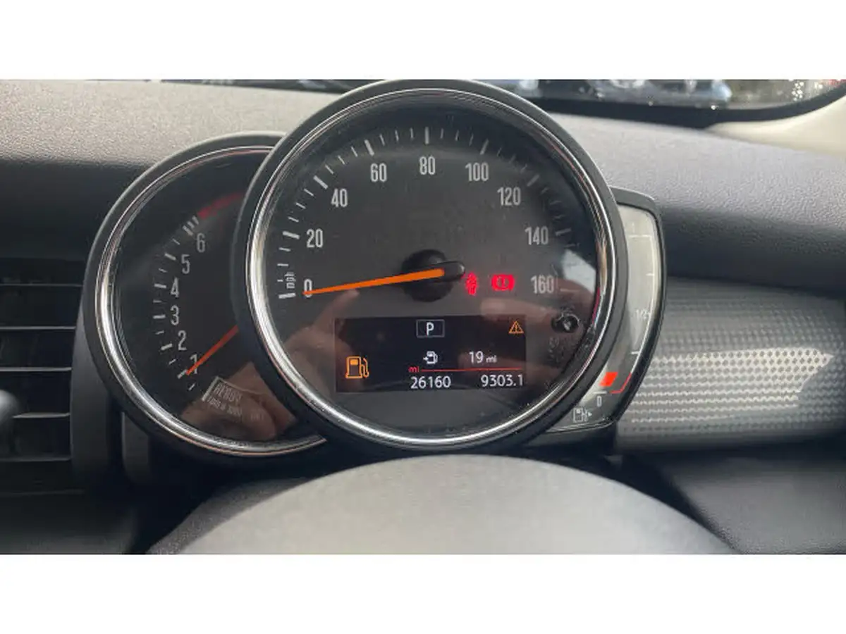2019-mini-cooper-15-cooper-classic-hatchback-5d-auto-big-33