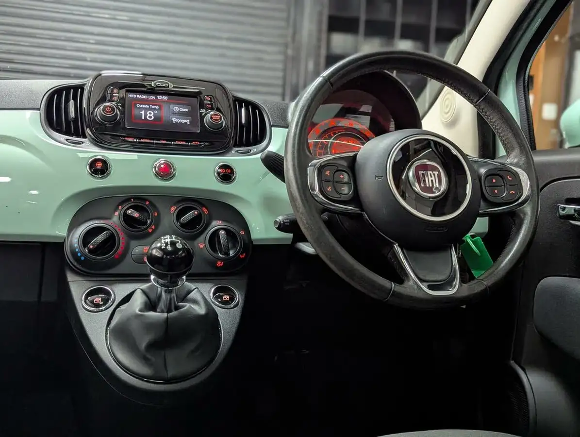 2018-fiat-500-12-lounge-big-6