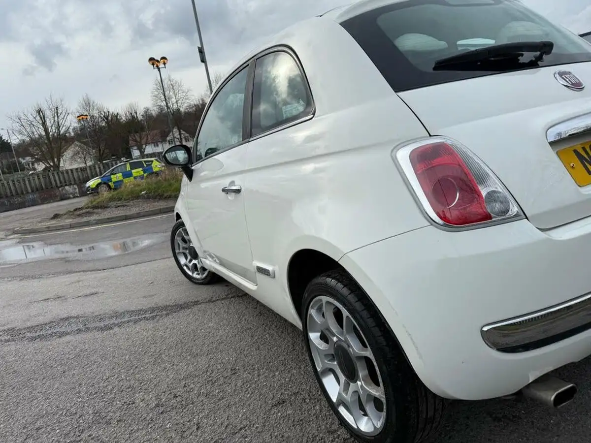 2014-fiat-500-12-lounge-ss-dualogic-big-6