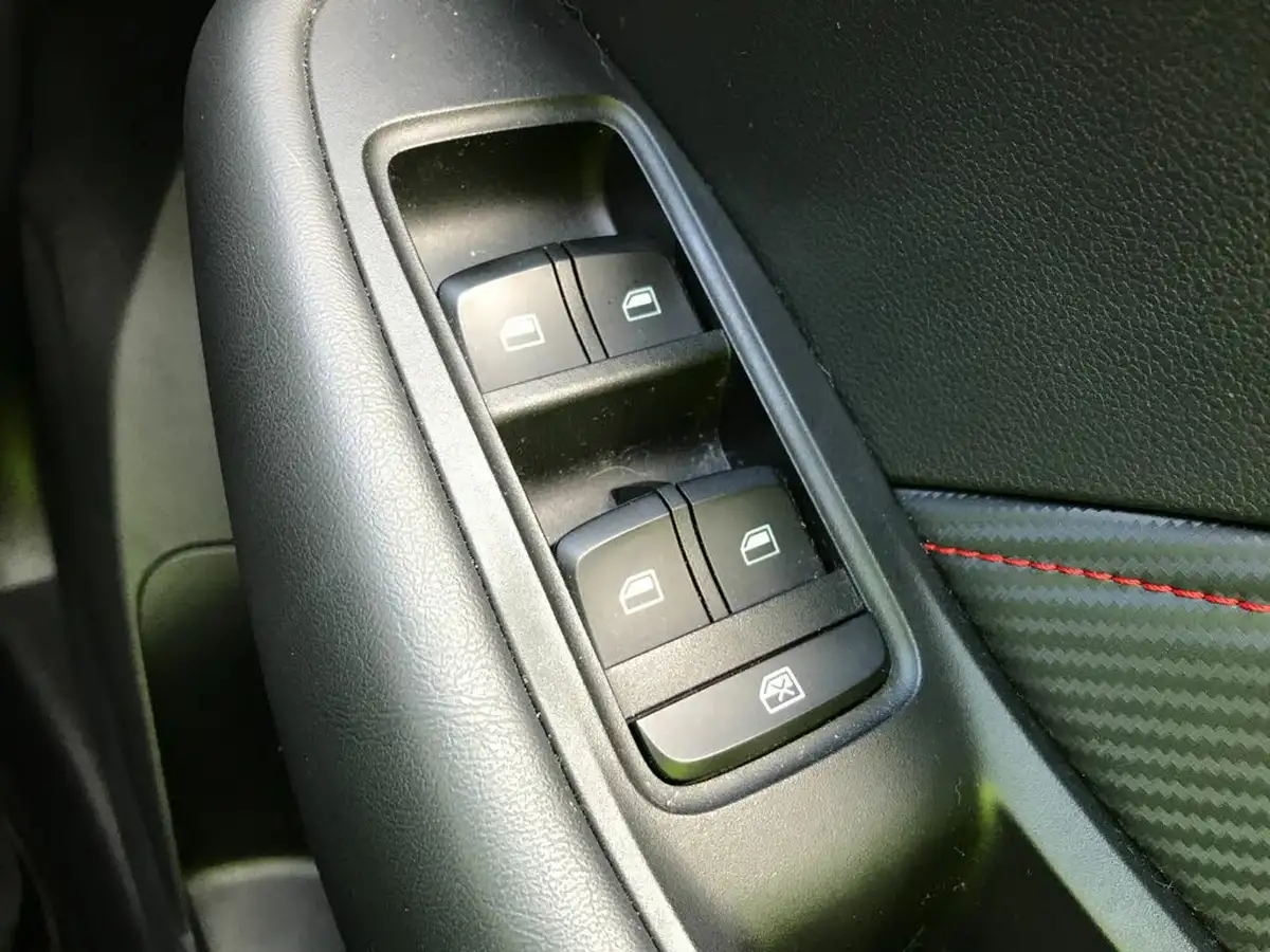 2023-mg-zs-suv-15-vti-tech-excite-big-30