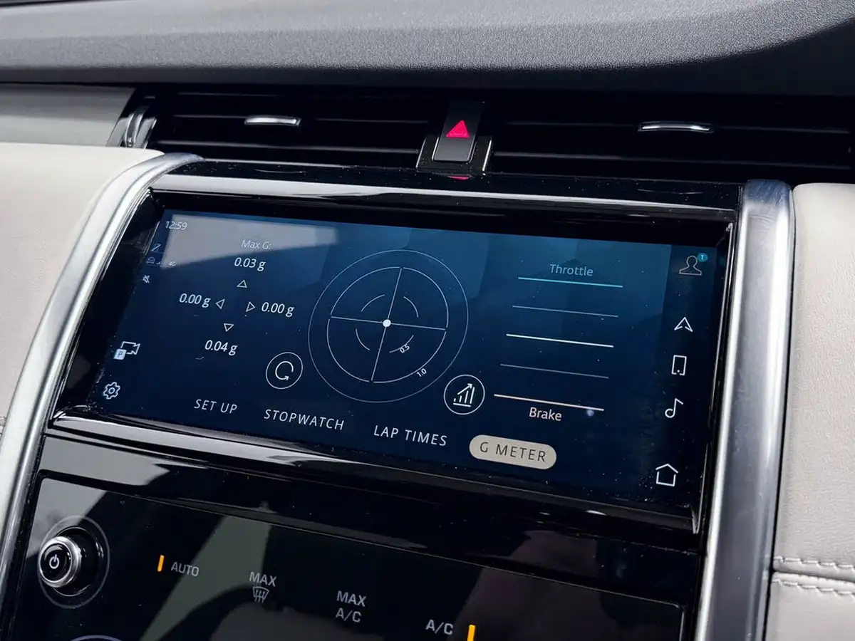 2022-land-rover-discovery-sport-15-p300e-r-dynamic-hse-big-55