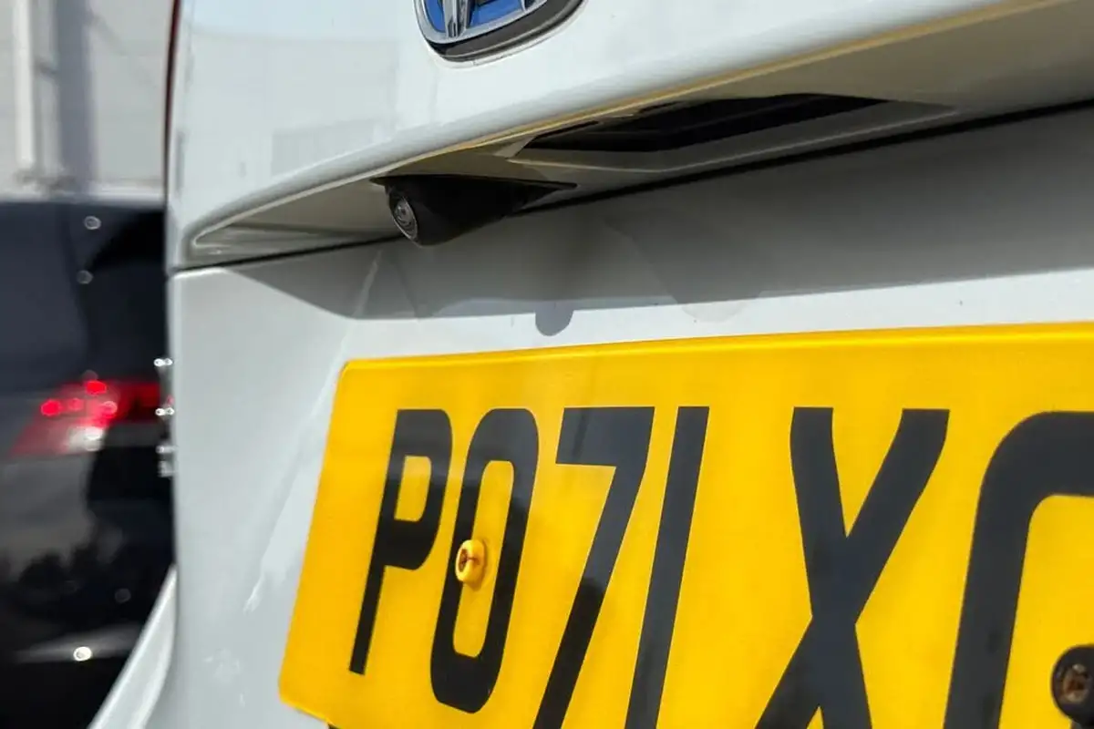 2021-honda-jazz-15-i-mmd-crosstar-ex-109ps-two-tone-big-36